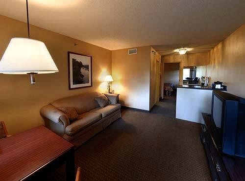 Hotel Fredericksburg Inn & Suites  | Fredericksburg | Texas | United States 13