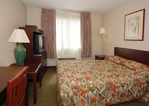 Hotel Suburban Extended Stay  | Dallas | Texas | United States 6