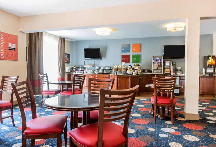 Hotel Comfort Inn & Suites  | South Burlington | Vermont | United States