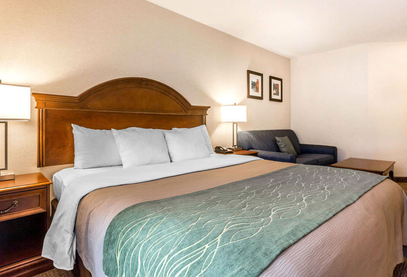 Hotel Comfort Inn & Suites  | South Burlington | Vermont | United States 15