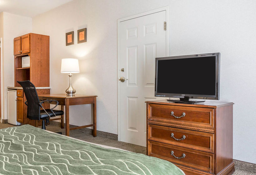 Hotel Comfort Inn & Suites  | South Burlington | Vermont | United States 17