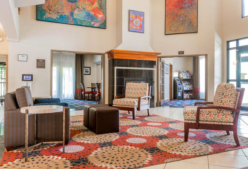 Hotel Comfort Inn & Suites  | South Burlington | Vermont | United States 6