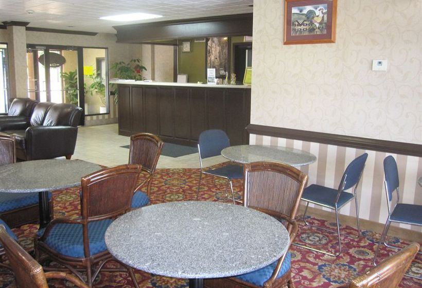 Hotel Fayetteville Inn & Suites  | Fayetteville | North Carolina | United States 4