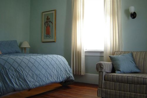 Hotel White Horse Inn 