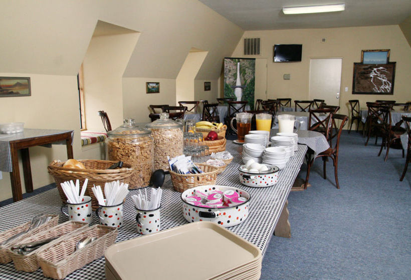 Hotel Riverside Inn Resort 