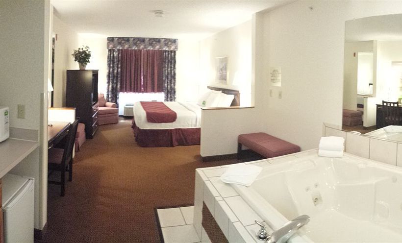 Hotel La Quinta Inn Piqua  | Piqua | Ohio | United States 16