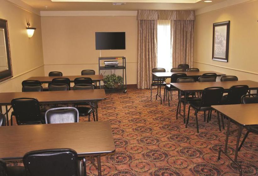 Hotel La Quinta Inn & Suites Fredericksburg  | Fredericksburg | Texas | United States 16