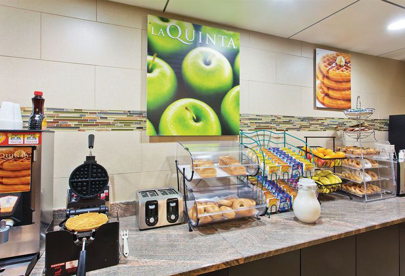 Hotel La Quinta Inn Grove City  | Grove City | Ohio | United States 7