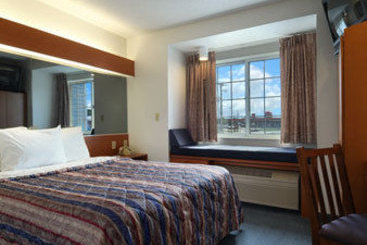 Microtel Inn & Suites Owatonna  | Owatonna | Minnesota | United States 3