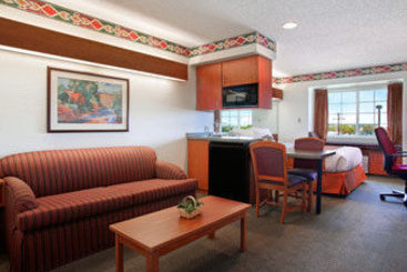 Microtel Inn & Suites Pueblo  | Pueblo | Colorado | United States 1