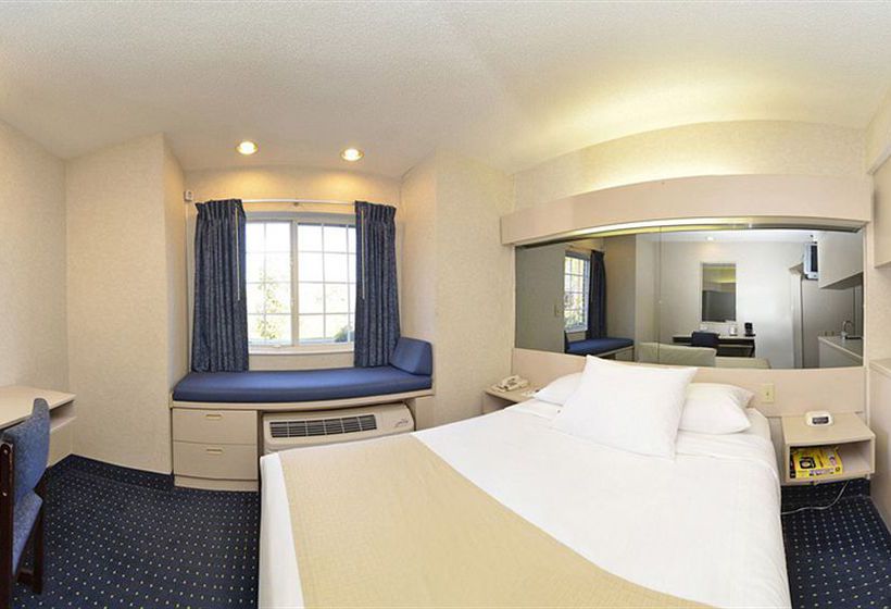 Microtel Inn & Suites Philadelphia - Airport  | Philadelphia | Pennsylvania | United States 5