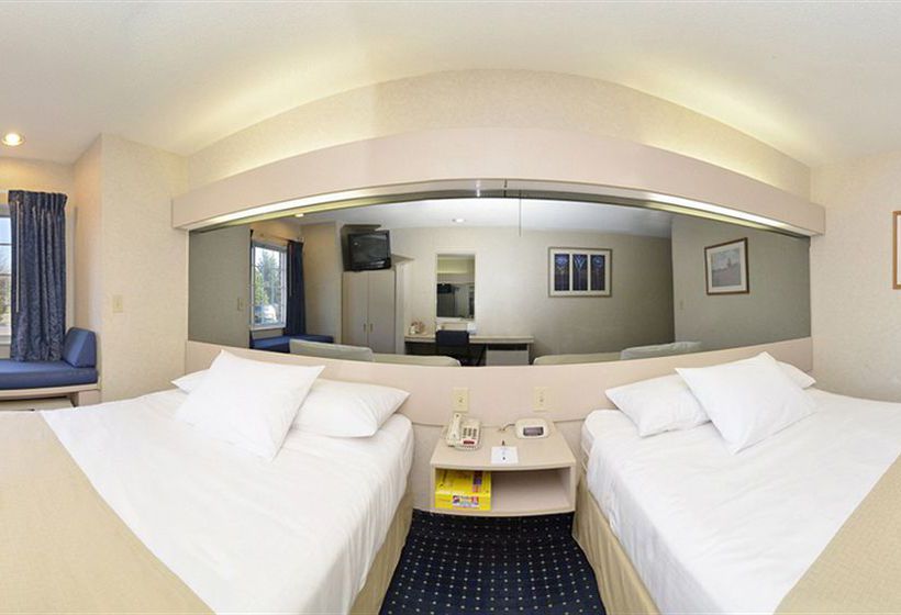 Microtel Inn & Suites Philadelphia - Airport  | Philadelphia | Pennsylvania | United States 9