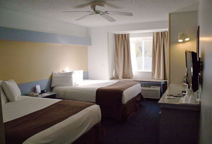 Hotel Mt. Pleasant Inn & Suites   | Mount Pleasant | Michigan | United States 3