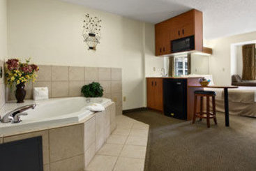 Microtel Inn & Suites Cherokee  | Cherokee | North Carolina | United States 5