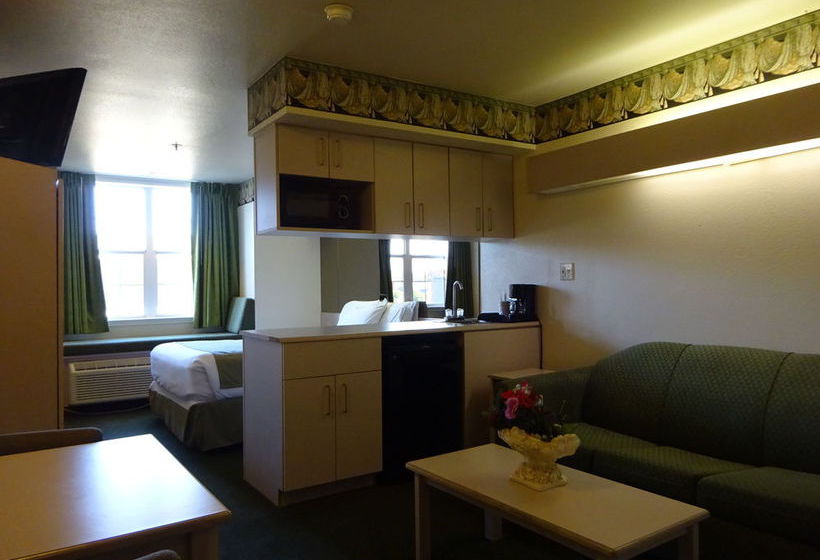 Microtel Inn & Suites Fort Worth South  | Fort Worth | Texas | United States 6