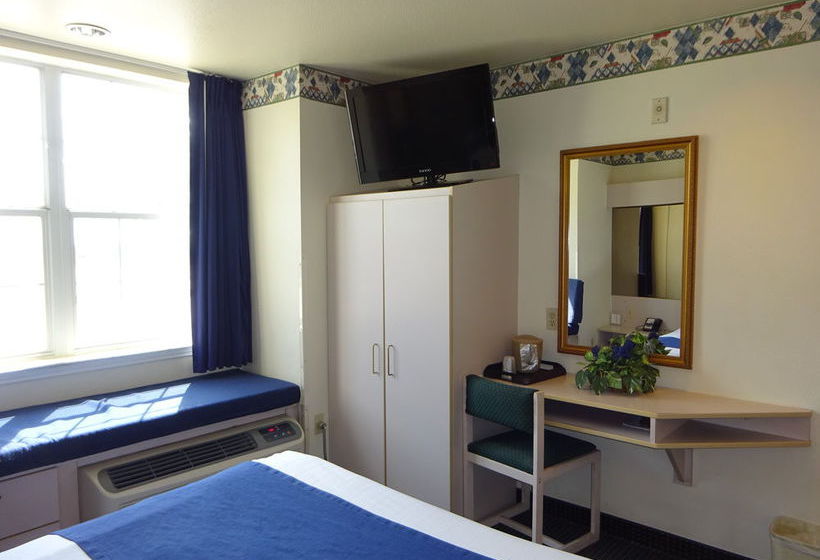 Microtel Inn & Suites Fort Worth South  | Fort Worth | Texas | United States 8