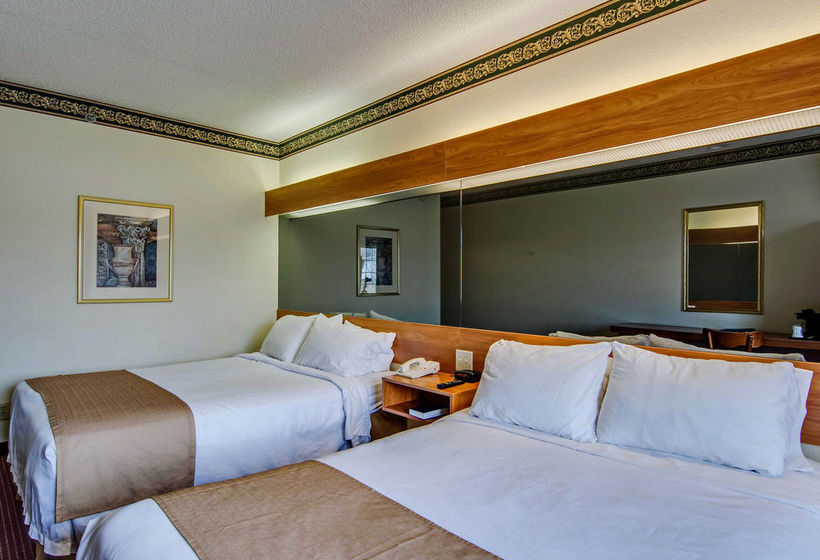 Microtel Inn & Suites Bristol  | Bristol | Virginia | United States 14