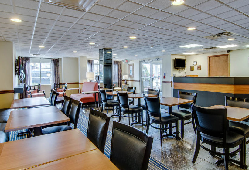 Microtel Inn & Suites Bristol  | Bristol | Virginia | United States 4