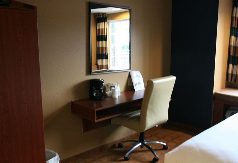 Microtel Inn & Suites Starkville  | Starkville | Mississippi | United States 8