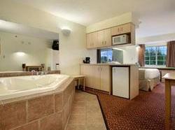 Microtel Inn & Suites Burlington  | Burlington | North Carolina | United States 6
