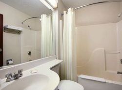 Microtel Inn & Suites Tulsa East Admiral Place  | Tulsa | Oklahoma | United States 7