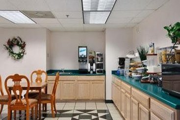 Microtel Inn & Suites Oklahoma City Airport MacArthur Blvd  | Oklahoma City | Oklahoma | United States 2