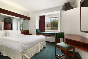 Microtel Inn & Suites Charlotte Concord Kannapolis  | Kannapolis | North Carolina | United States 7