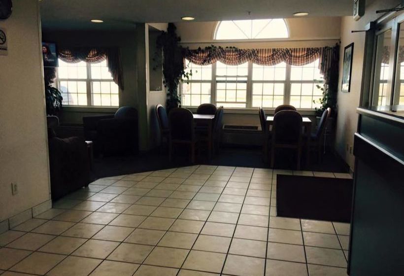 Microtel Inn Champaign  | Champaign | Illinois | United States 4