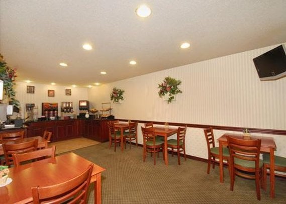 Hotel Comfort Inn Mount Vernon  | Mount Vernon | Ohio | United States 11