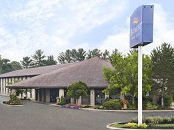 Hotel Baymont Inn & Suites Logan 