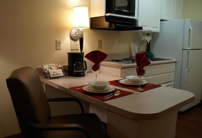 Hotel Home-Towne Suites  | Anderson | South Carolina | United States 4