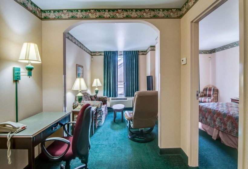 Hotel Mainstay Suites Airport  | Roanoke | Virginia | United States 16