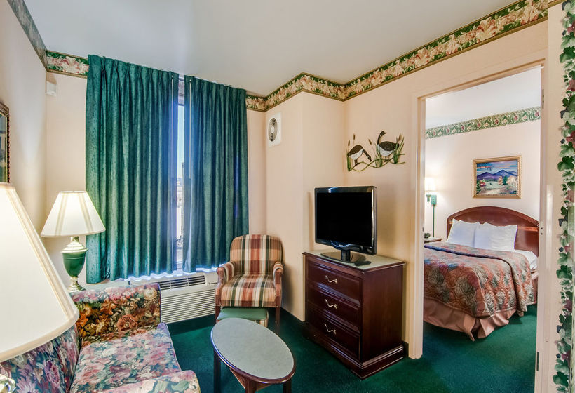 Hotel Mainstay Suites Airport  | Roanoke | Virginia | United States 5