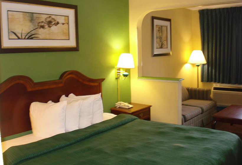 Hotel Quality Inn & Suites Macon  | Macon | Georgia | United States 1