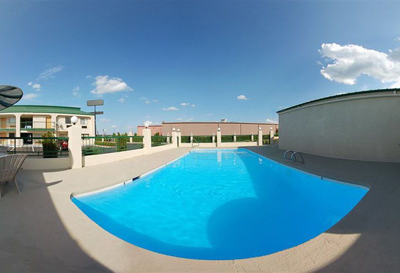 Hotel Quality Inn & Suites Macon  | Macon | Georgia | United States 11