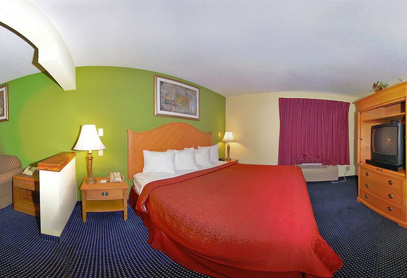 Hotel Quality Inn & Suites