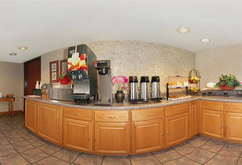 Hotel Quality Inn & Suites  | Anderson | Indiana | United States 3