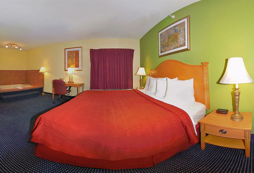 Hotel Quality Inn & Suites  | Anderson | Indiana | United States 6