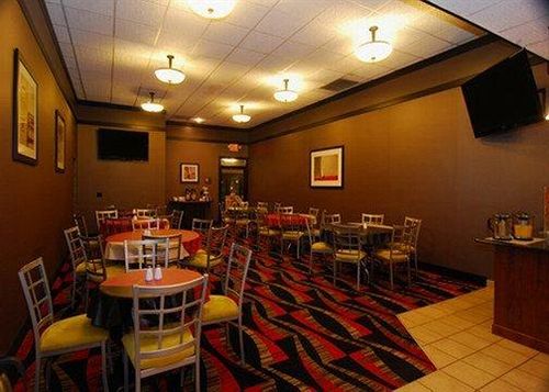 Hotel Quality Inn & Suites Next to the Casino   | Battle Creek | Michigan | United States 10
