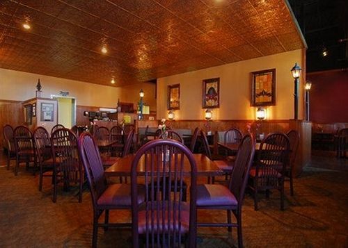 Hotel Quality Inn & Suites Next to the Casino   | Battle Creek | Michigan | United States 15