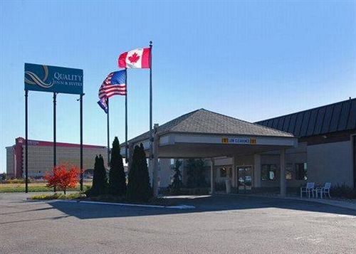 Hotel Quality Inn & Suites Next to the Casino   | Battle Creek | Michigan | United States 4