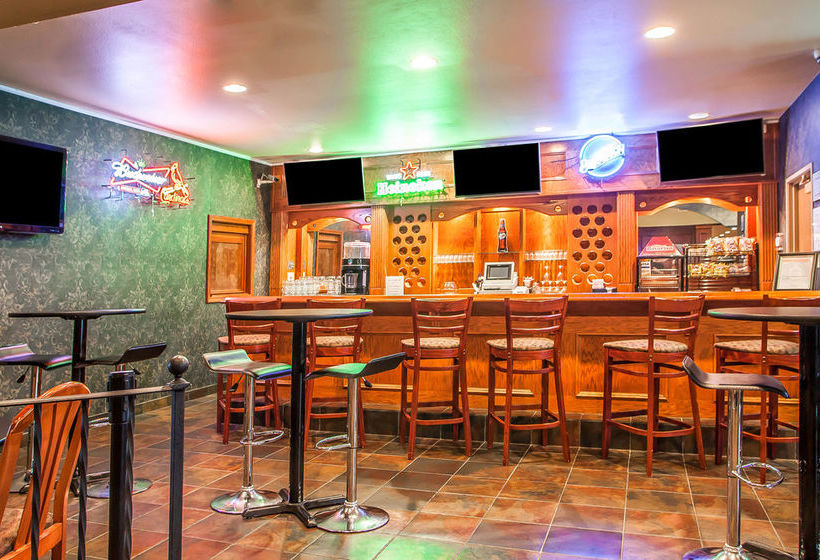 Hotel Quality Inn & Suites  | Hannibal | Missouri | United States 1