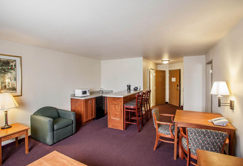 Hotel Quality Inn & Suites  | Hannibal | Missouri | United States 13