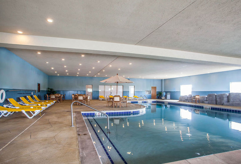 Hotel Quality Inn & Suites  | Hannibal | Missouri | United States 9