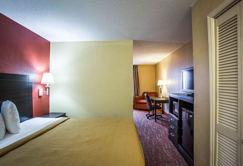 Hotel Quality Inn & Suites   | Monroe | North Carolina | United States 13