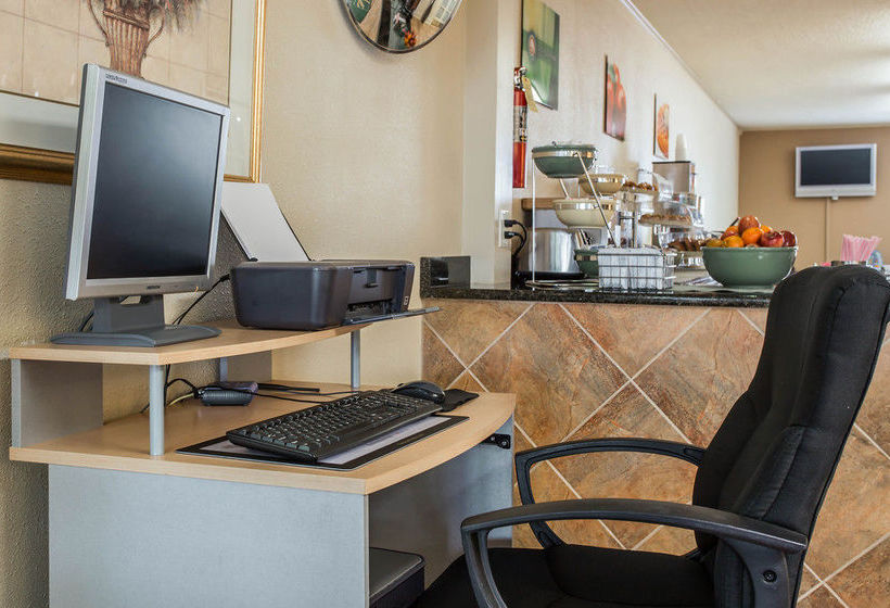 Hotel Quality Inn & Suites   | Monroe | North Carolina | United States 18