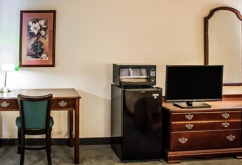 Hotel Quality Inn & Suites Conference Center  | Bellville | Ohio | Hotel negli Stati Uniti 10