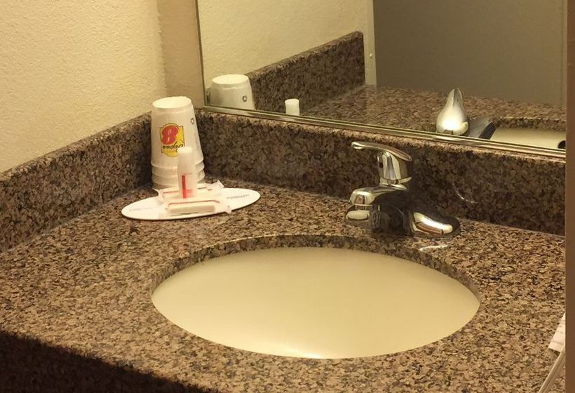 Hotel Super 8 Allentown Pennsylvania