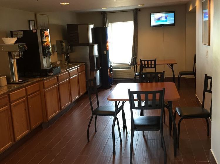 Hotel Super 8 Allentown  | Allentown | Pennsylvania | United States 7