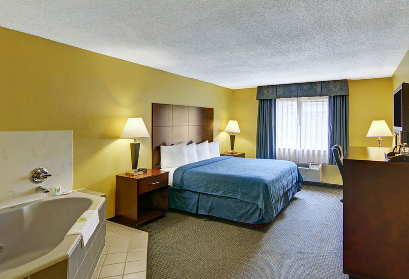 Hotel Quality Inn & Suites  | Grand Prairie | Texas | United States 14
